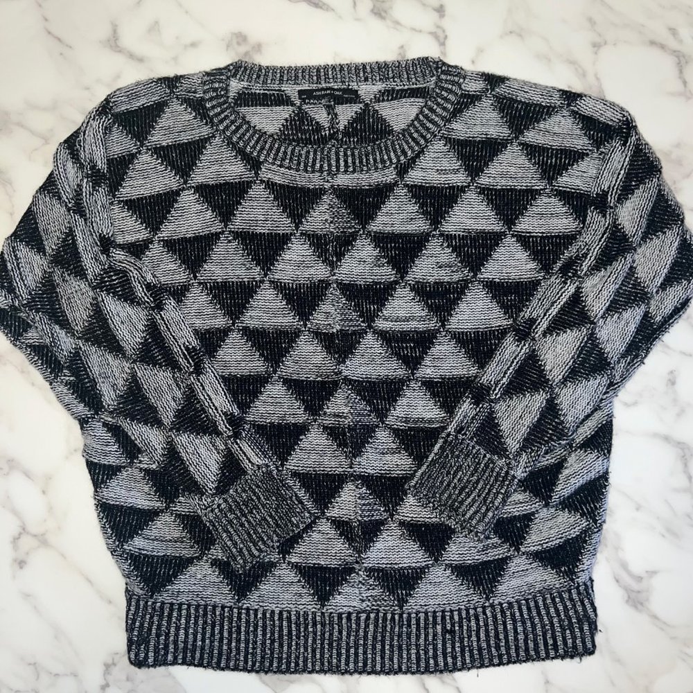 Ash Rain + Oak High Contrast Patterned Knit Sweater